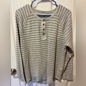 Lucky Brand Gray and White Men's Striped Thermal size Medium